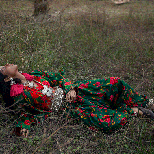 BASTI -OI- OUTSIDE INN COLLECTION