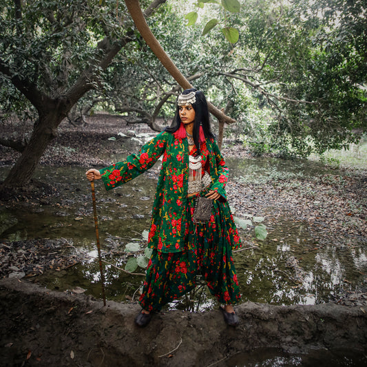 SAYA-OUTSIDE INN COLLECTION