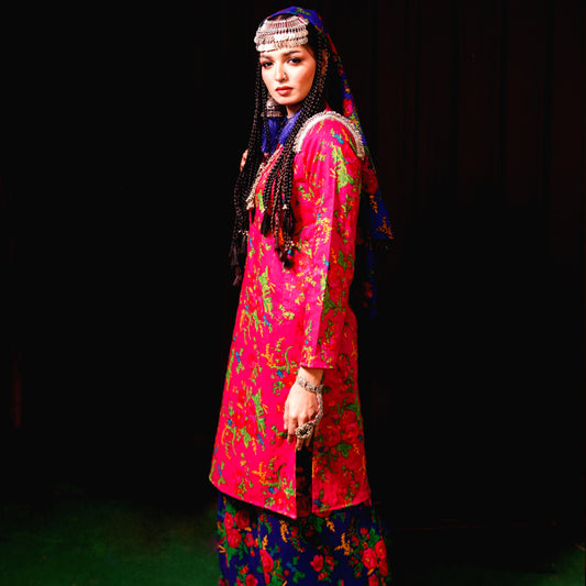 JAAN -OI- OUTSIDE INN COLLECTION