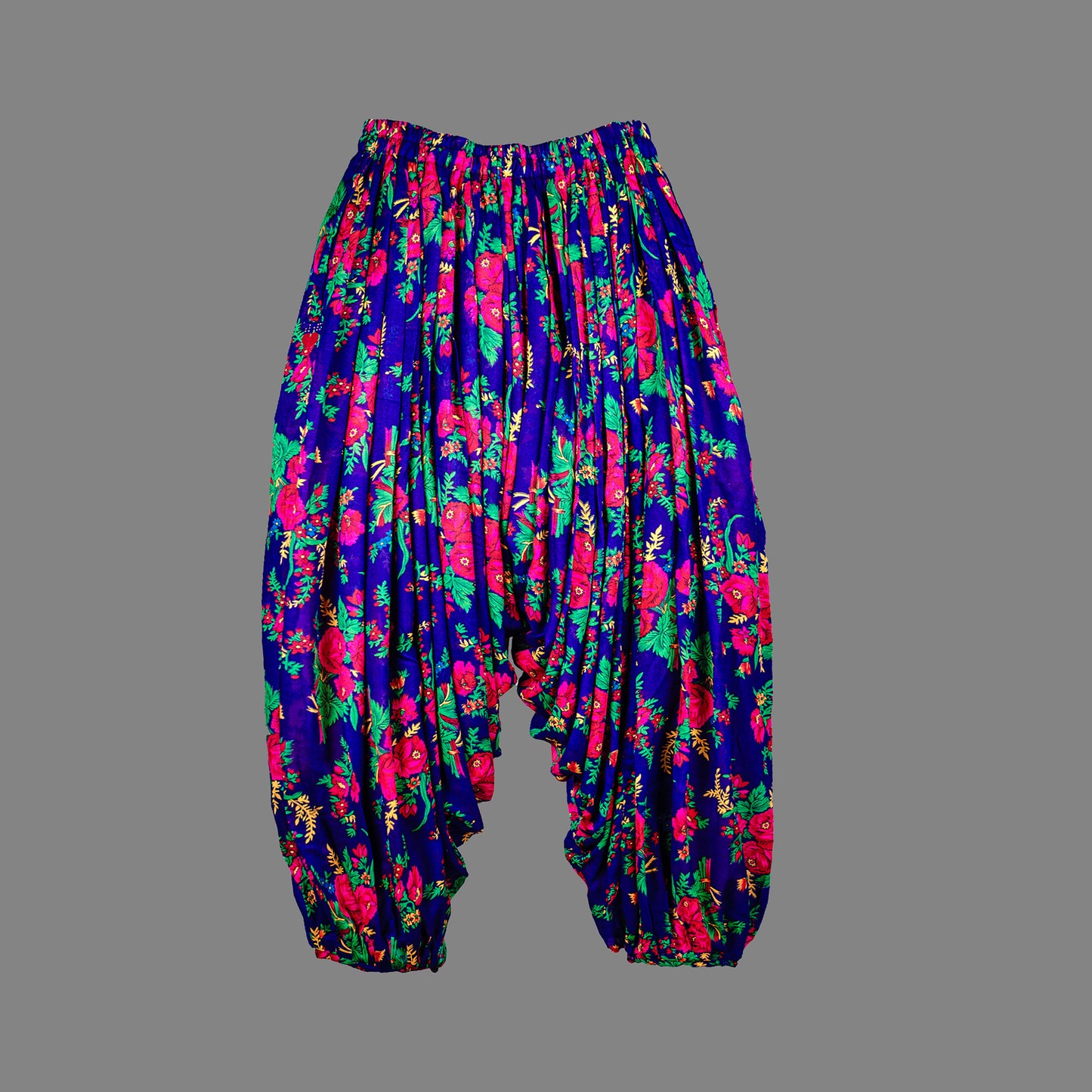 BASTI -OI- OUTSIDE INN COLLECTION